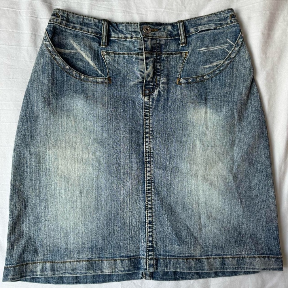 list woman bedazzled denim mini skirt